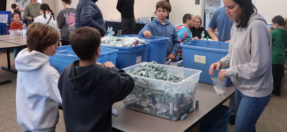 Volunteers Putting Together To Go Bags at Jewish Family Service of Atlantic & Cape May Counties